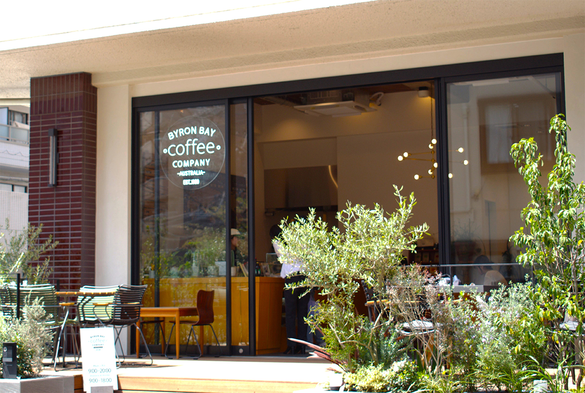 ▲1階のカフェ「BYRON BAY coffee」